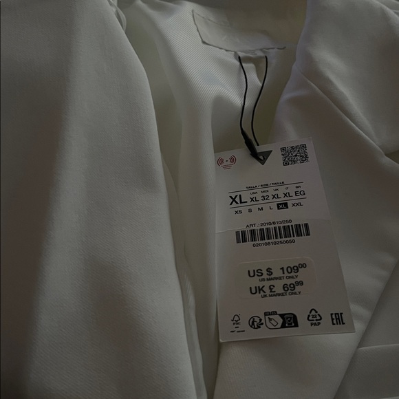 Zara White Blazer for Women - Picture 9 of 9